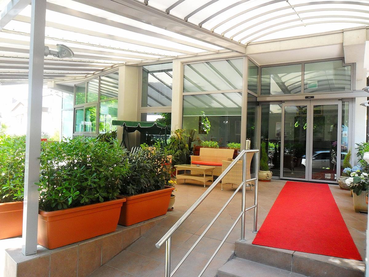 Hotel Etoile Rimini Exterior foto